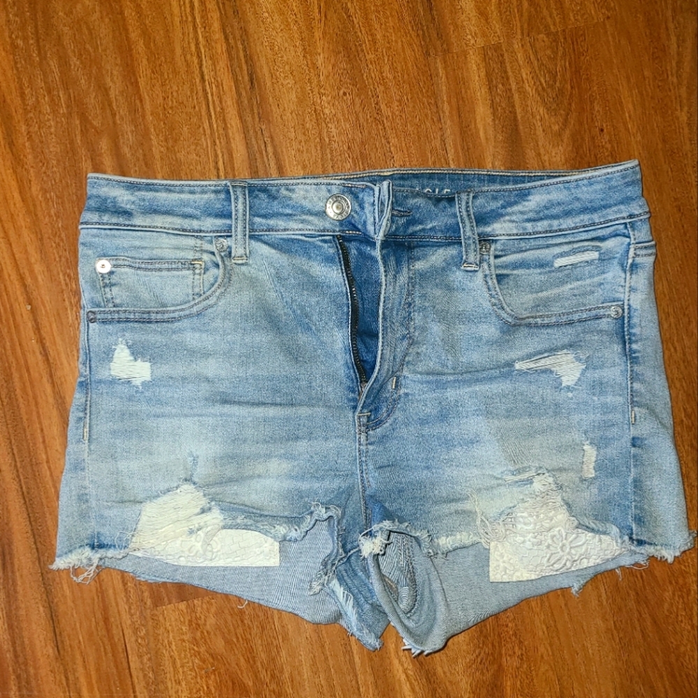 AE Highwaisted denim shorts